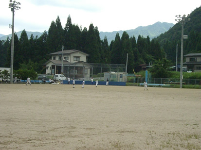 神岡小学校屋外運動場