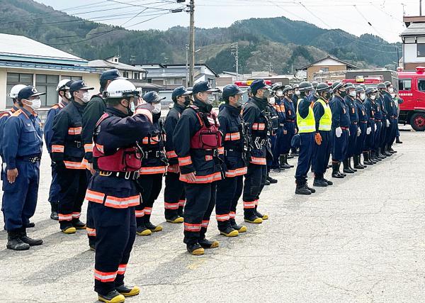 【春の山火事予防運動「消防訓練」の様子】写真(4)