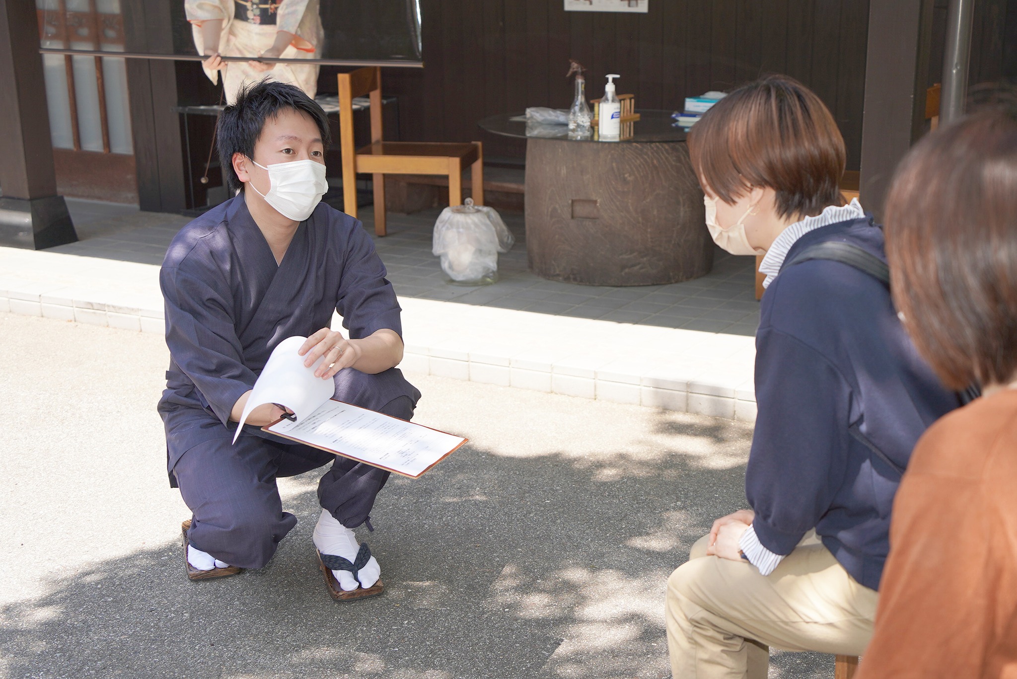 宿泊施設新型コロナ抗原検査デモンストレーション写真