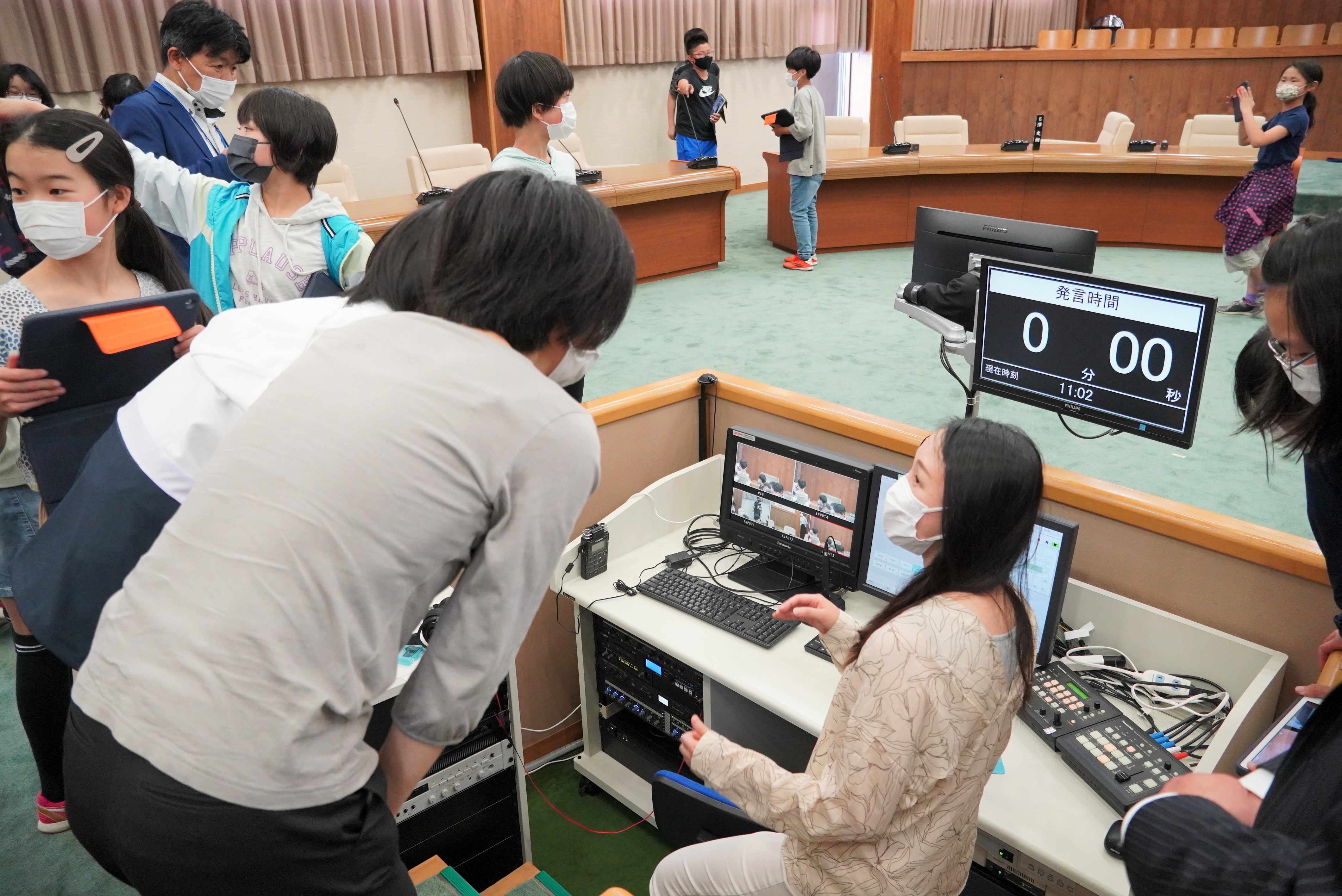 議場見学の様子