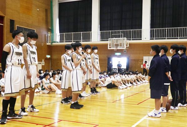 部活動激励会の様子写真