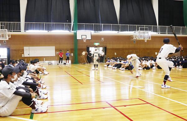 部活動激励会の様子写真