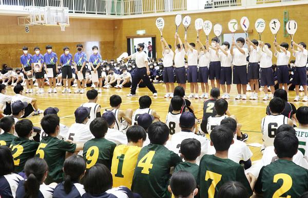 部活動激励会の様子写真