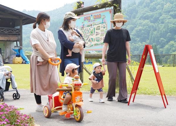 「香愛ローズガーデンに集合！」の様子写真