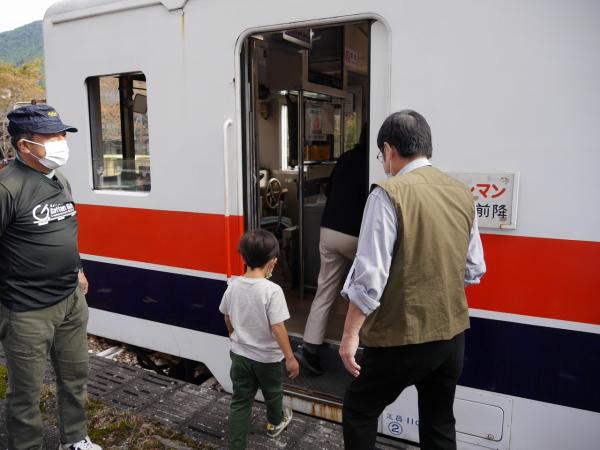 乗車イベントの様子(3)