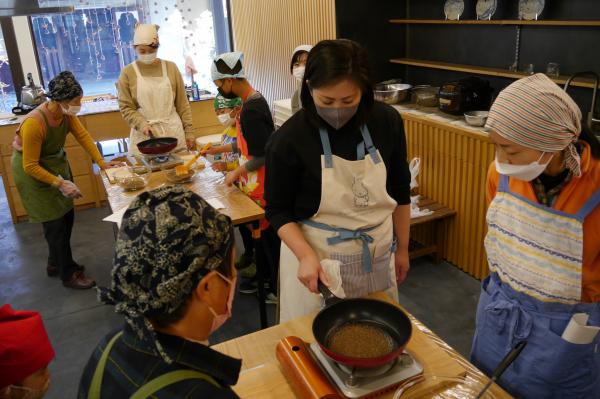 おはぎ作りの様子(9)