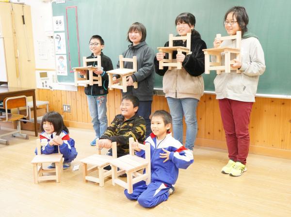 森の学習会の様子