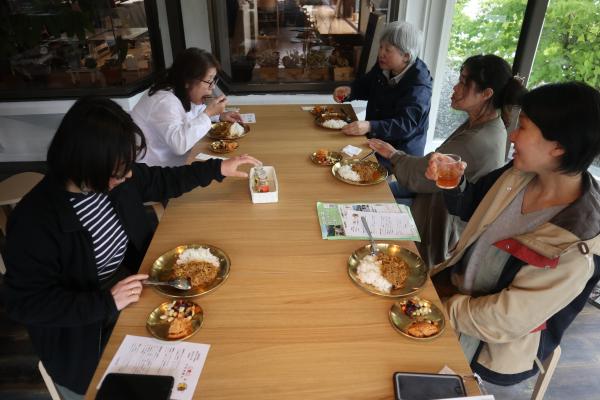 地産地消のご馳走カレー(2)