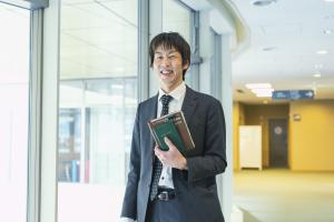 三好清超さん