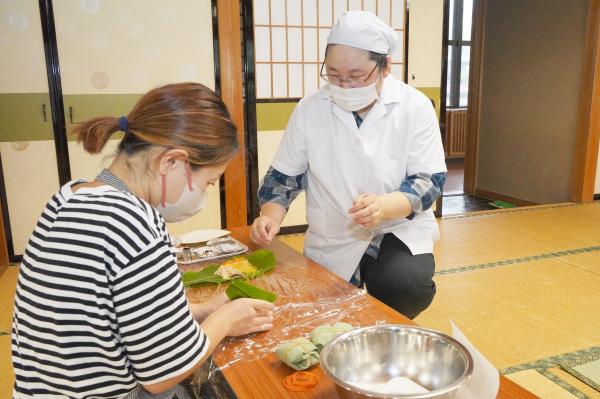 クッキングの様子(4)