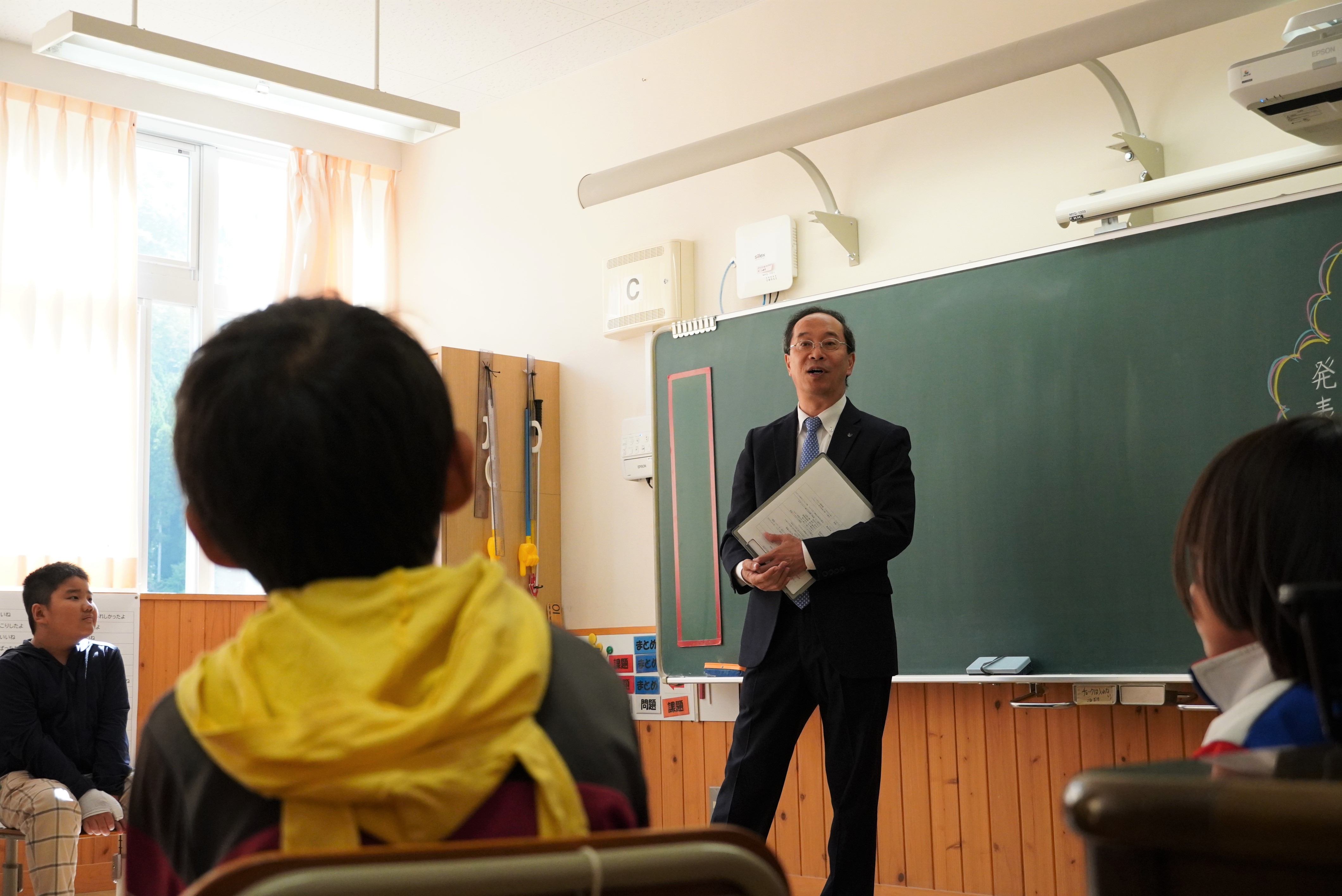 小学校訪問の様子