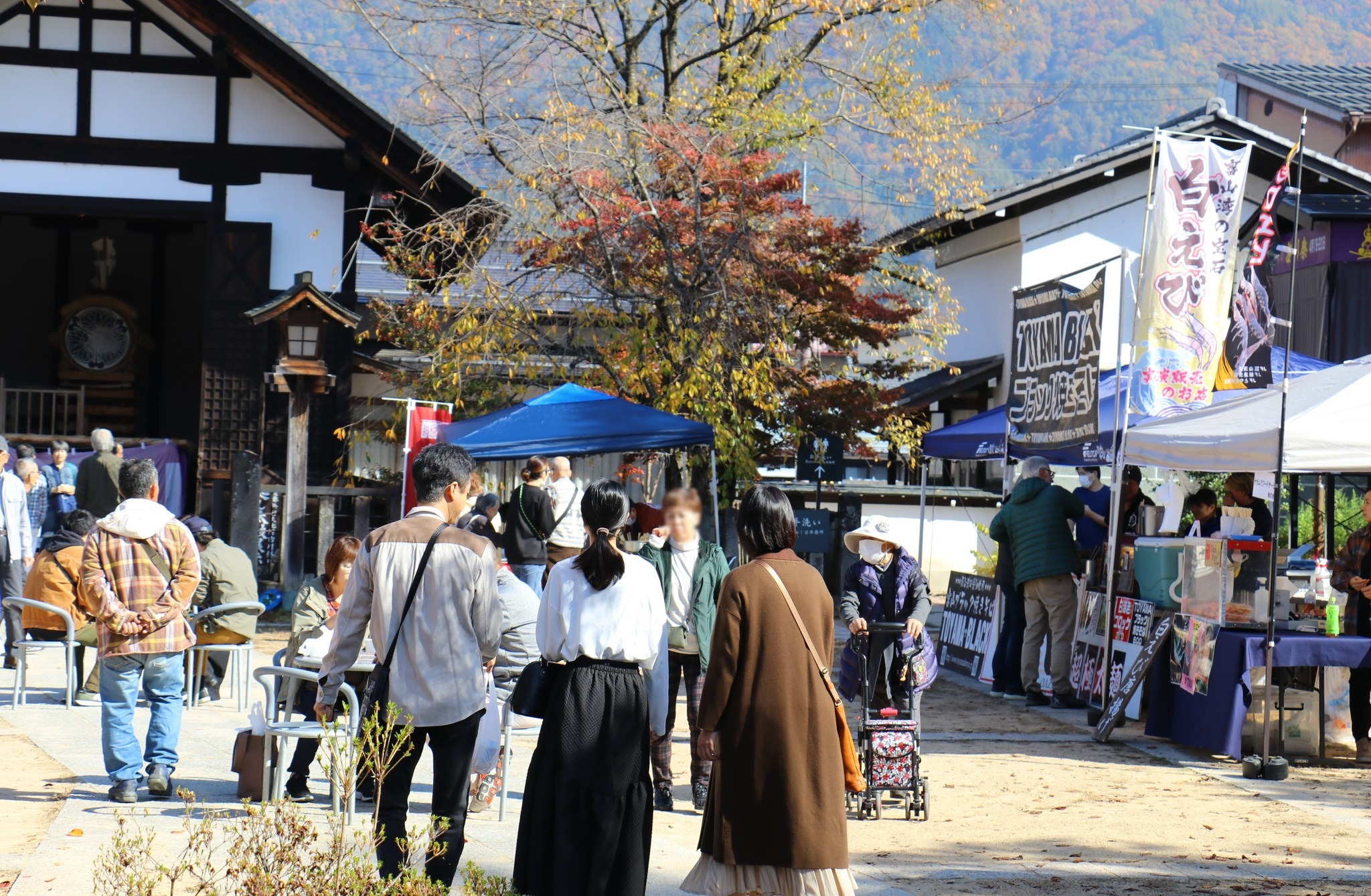 お祭りマルシェin三蔵まいりの様子