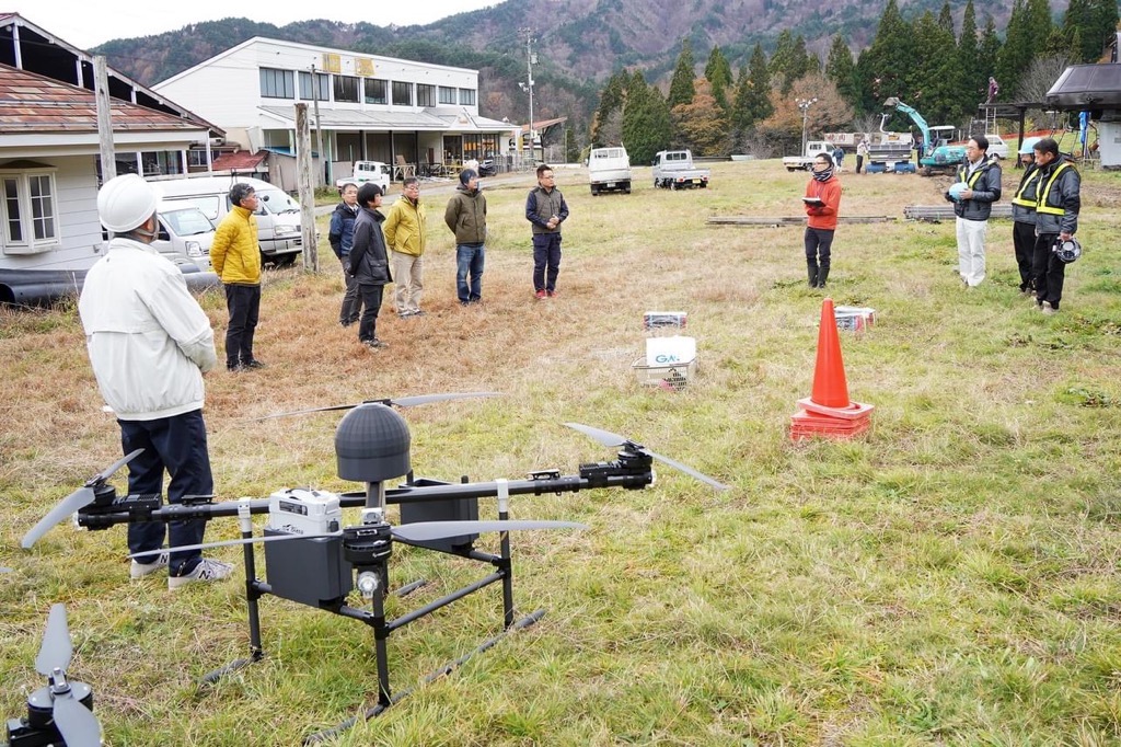 産業用ドローンデモ飛行の様子