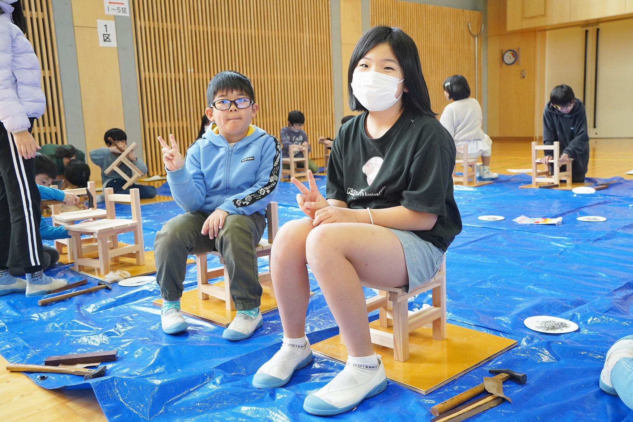 椅子づくりの様子