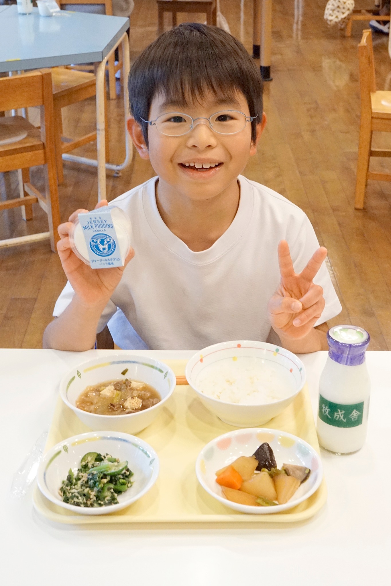 ふるさと給食の様子