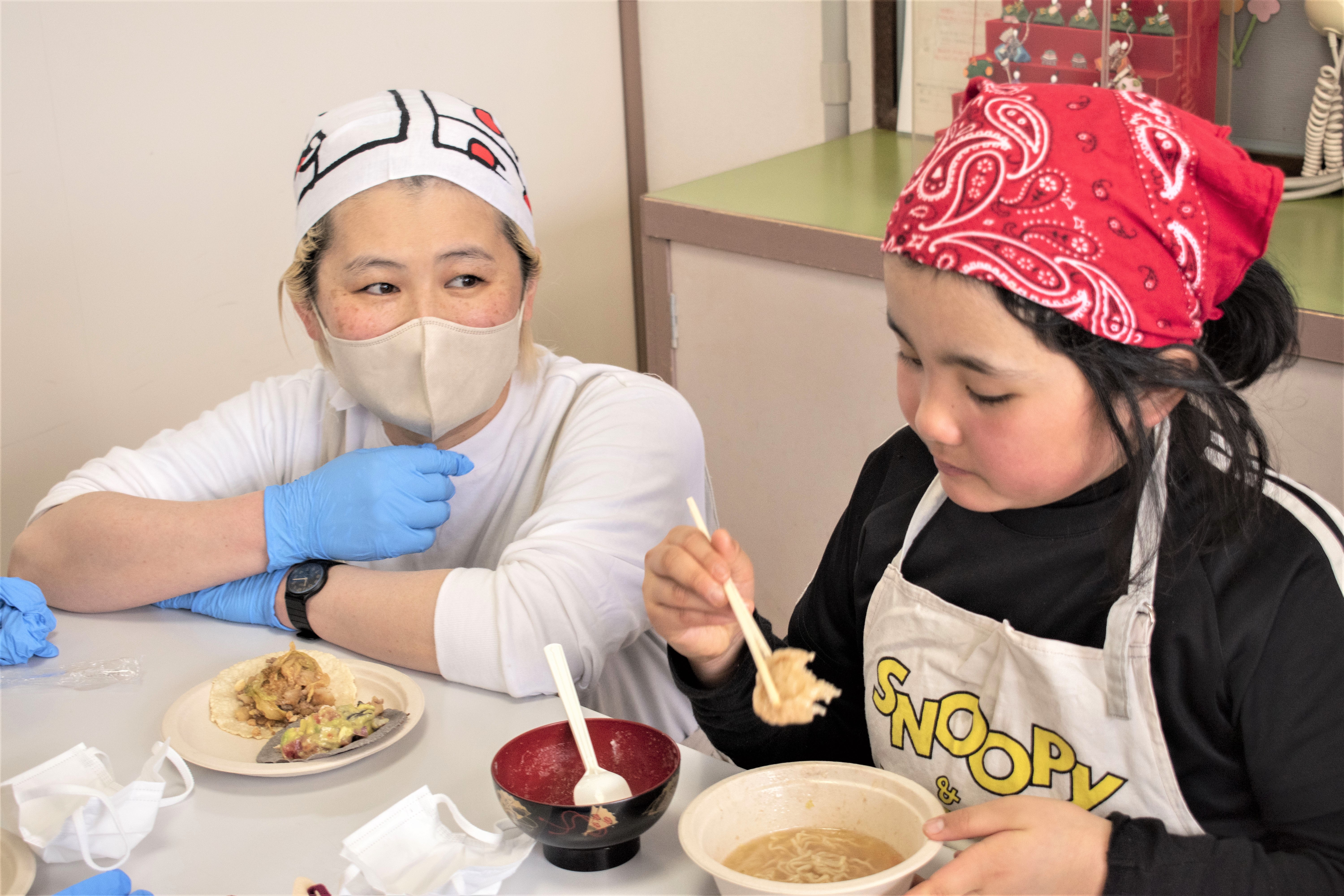 試食の様子