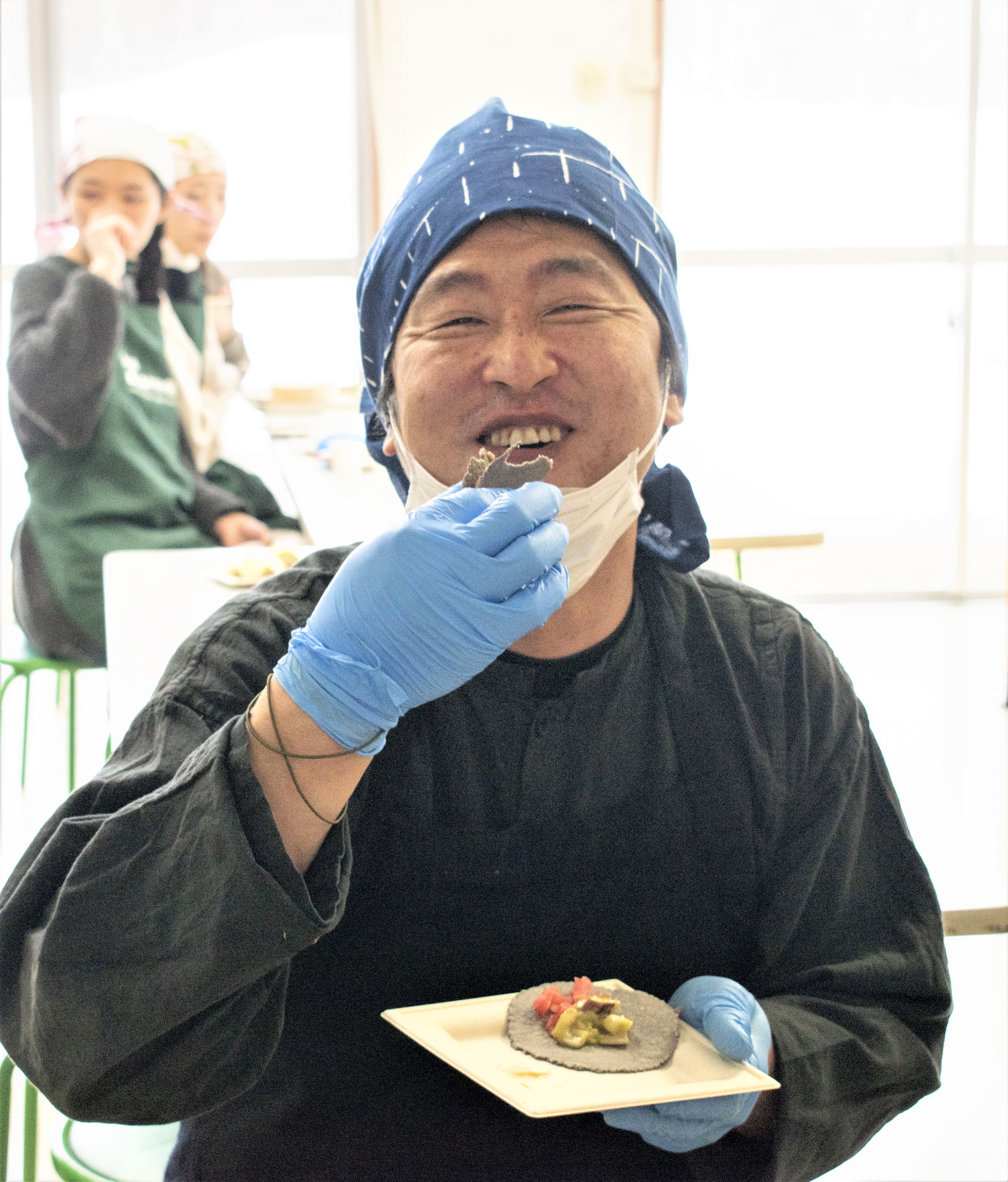 試食の様子