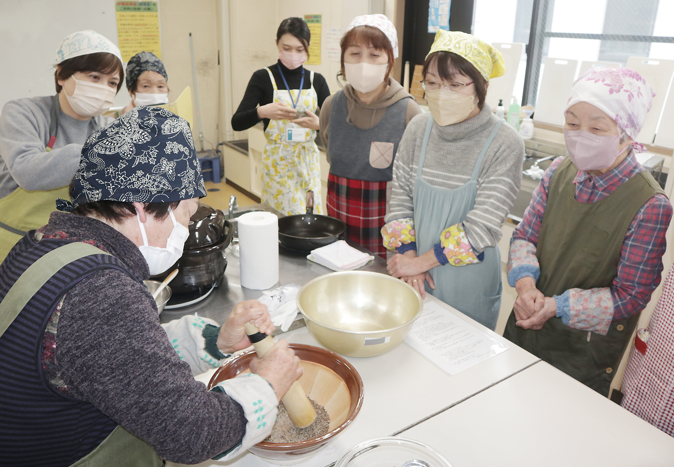 あぶらえおはぎづくりの様子