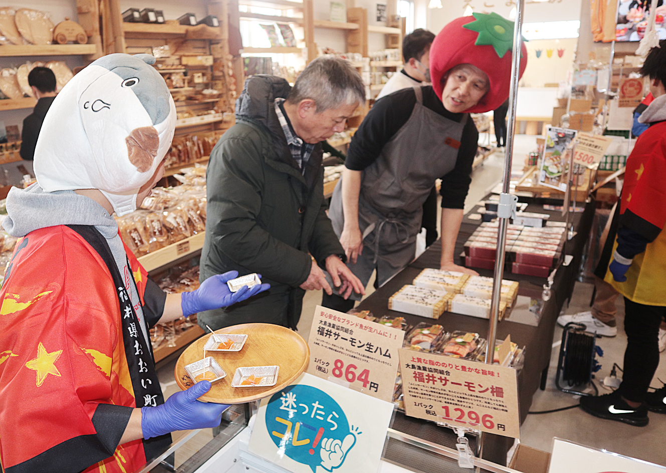 「北陸応援・福井物産展」の様子