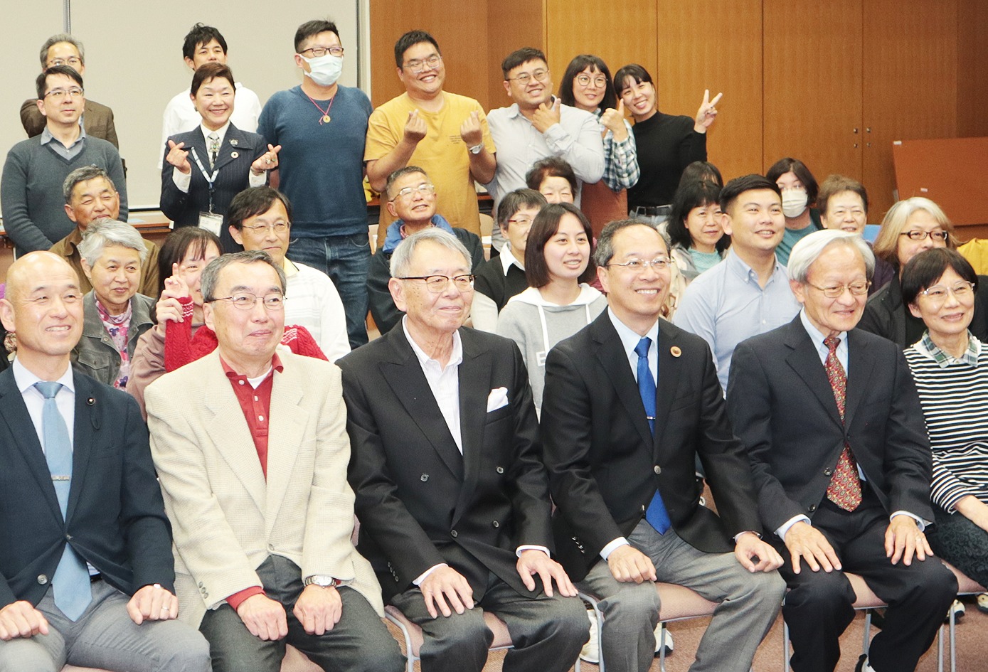 特別講演会「新港郷のまちづくりと飛騨市との交流」の様子