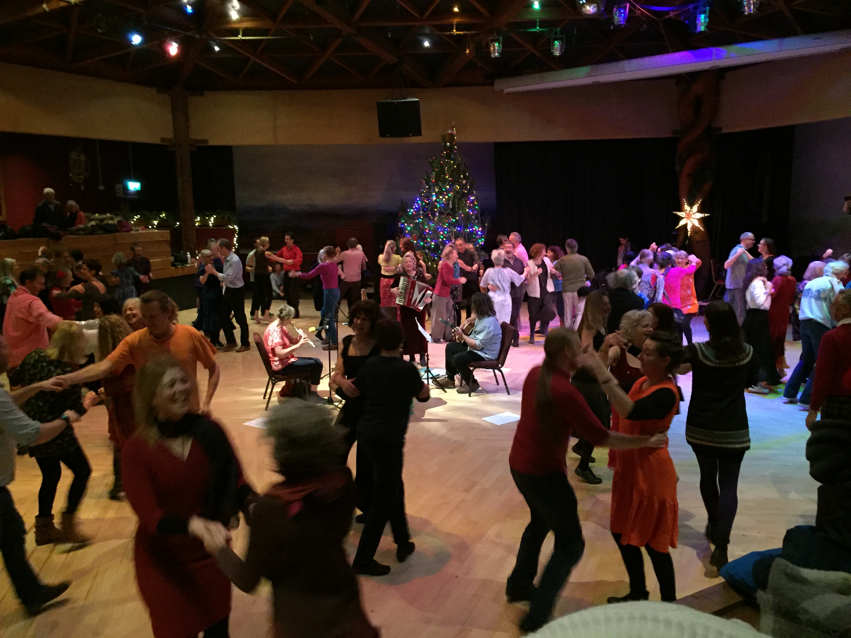 スコットランドのフィンドホーン サークルダンス体験会　イメージ画像
