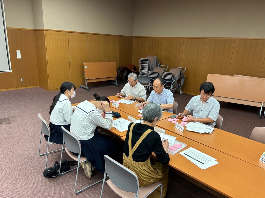 会議の様子１