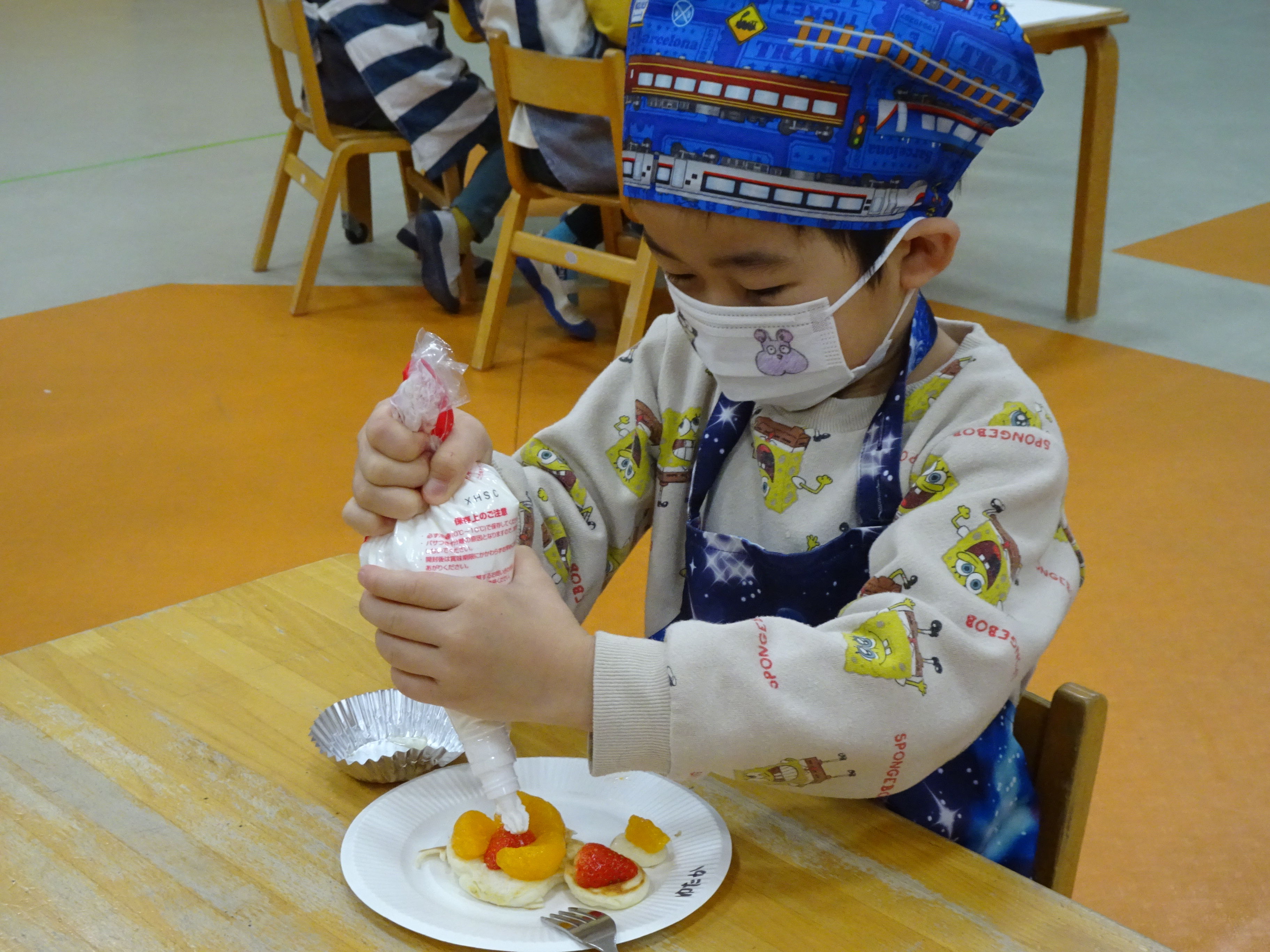 ケーキつくりの様子