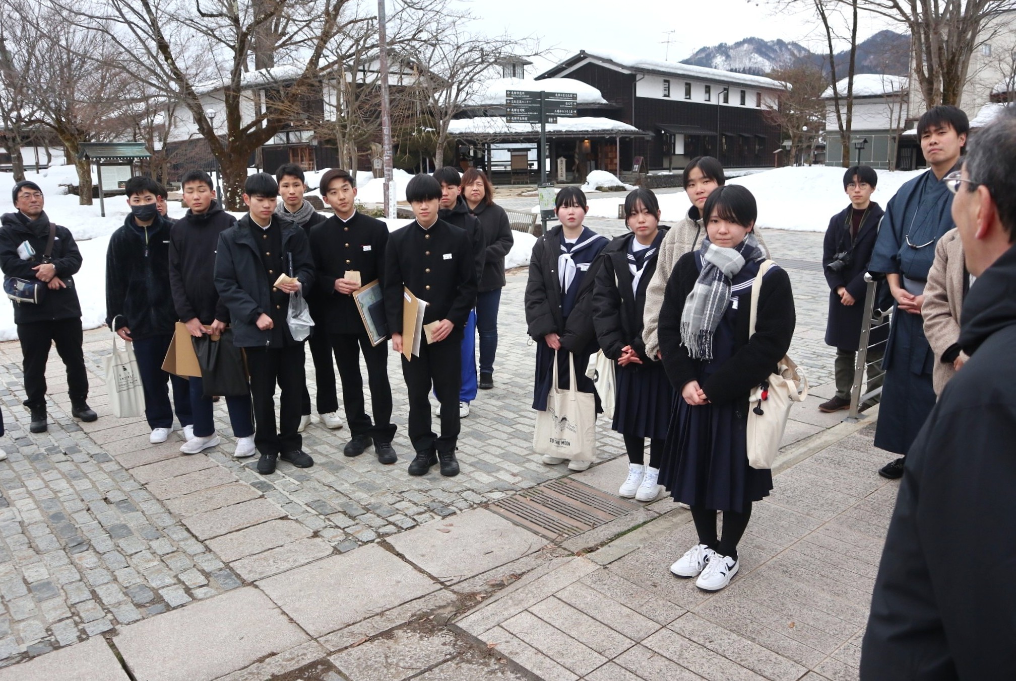 大学生ら町並み景観に関する研究成果を発表 