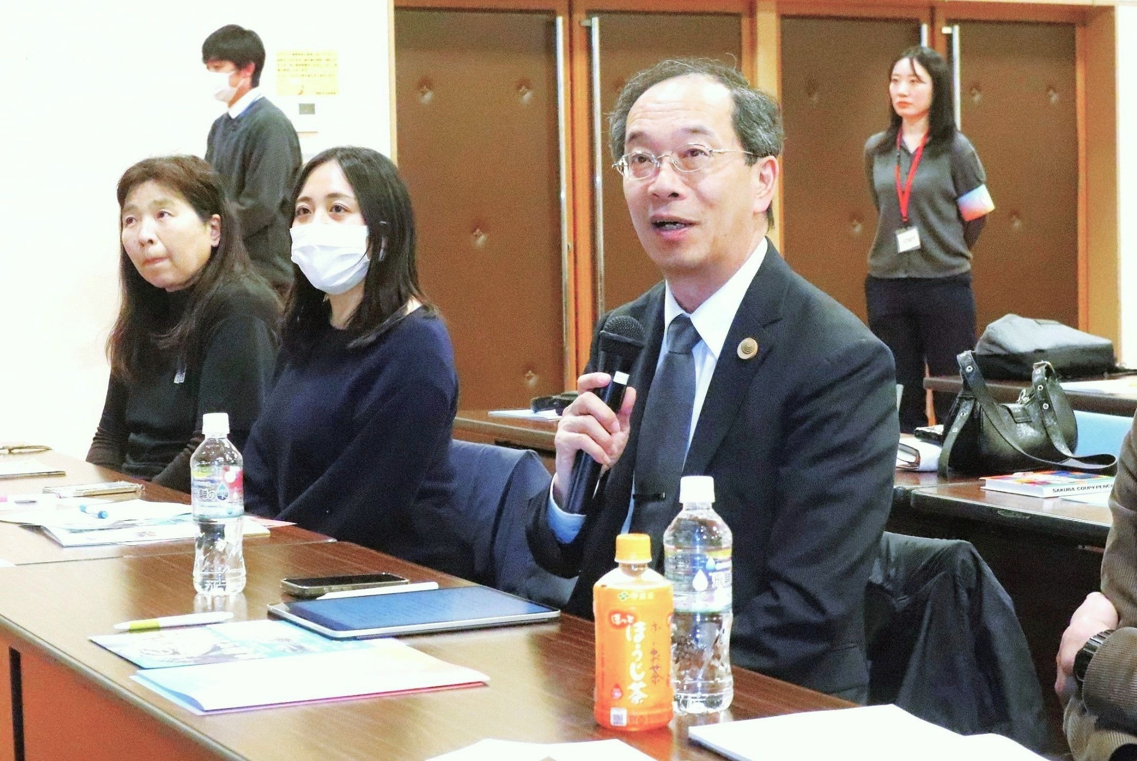 高校生が「共創」の学びをカタチに！半年間の成果報告会開く