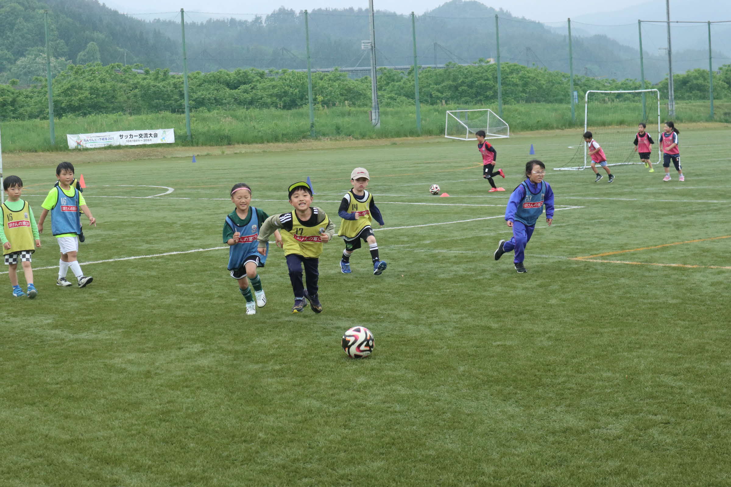 ＦＣ岐阜子どもサッカー教室が開催されました