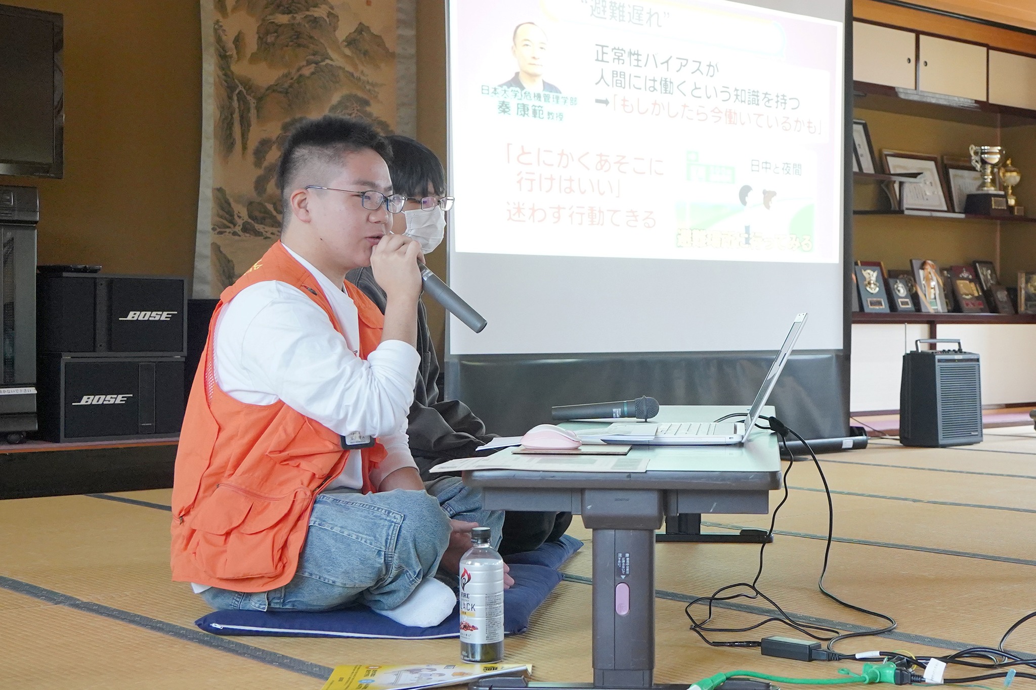 高校生防災士や中学生が地域の防災訓練で講話