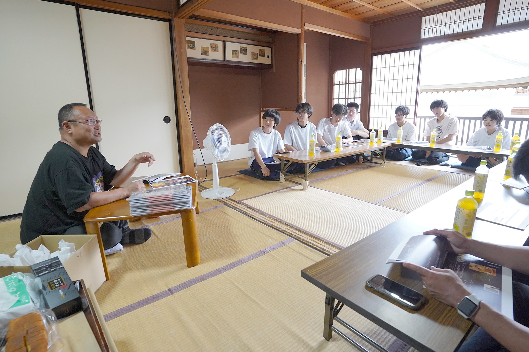 吉城高生が酒蔵を見学したり仕事への向き合い方などを学びました