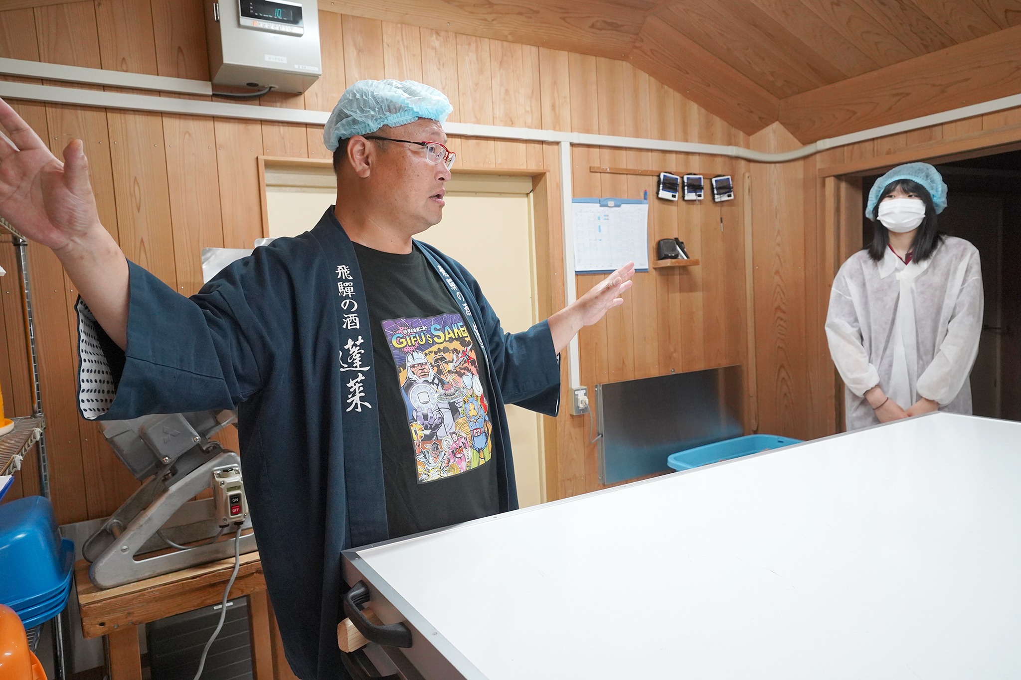 吉城高生が酒蔵を見学したり仕事への向き合い方などを学びました