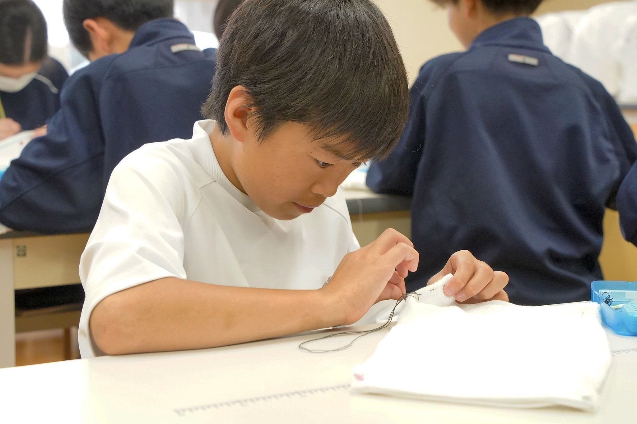 「子どもぞうきんコンテスト」に向けて作品づくりを始めました