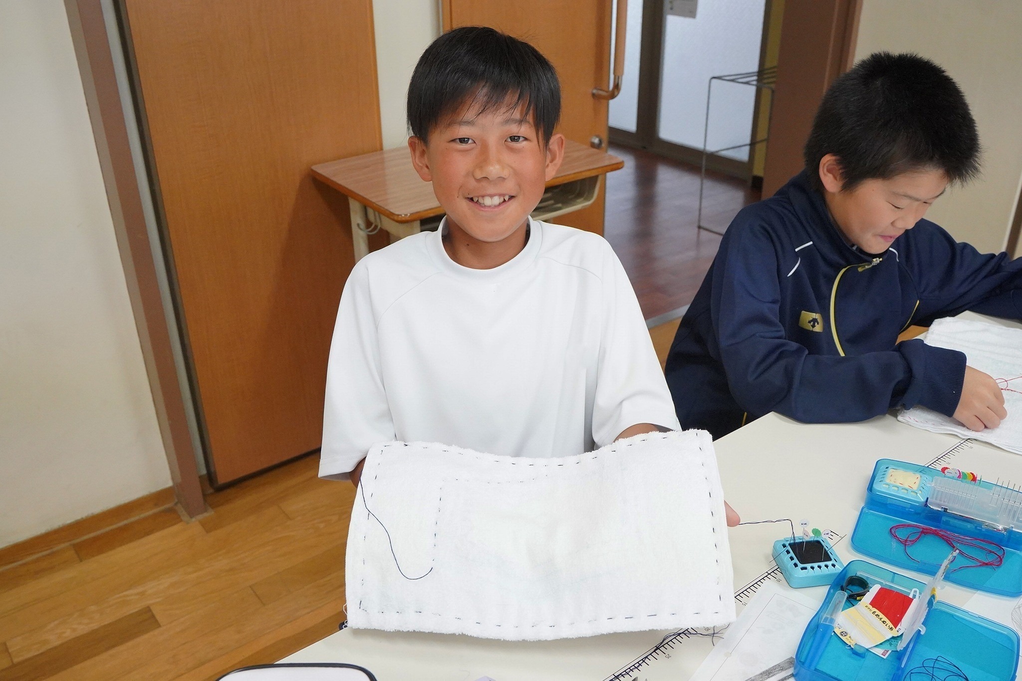 「子どもぞうきんコンテスト」に向けて作品づくりを始めました
