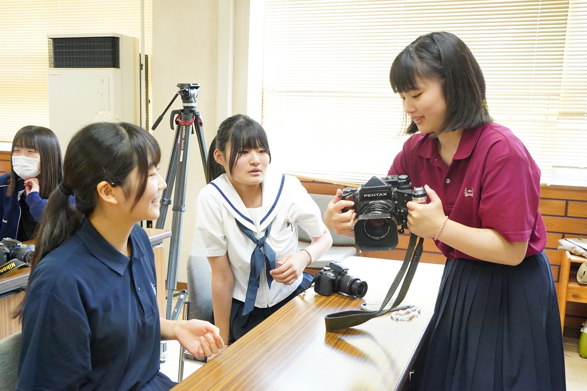 プロの写真家から撮影のコツなどを学びました