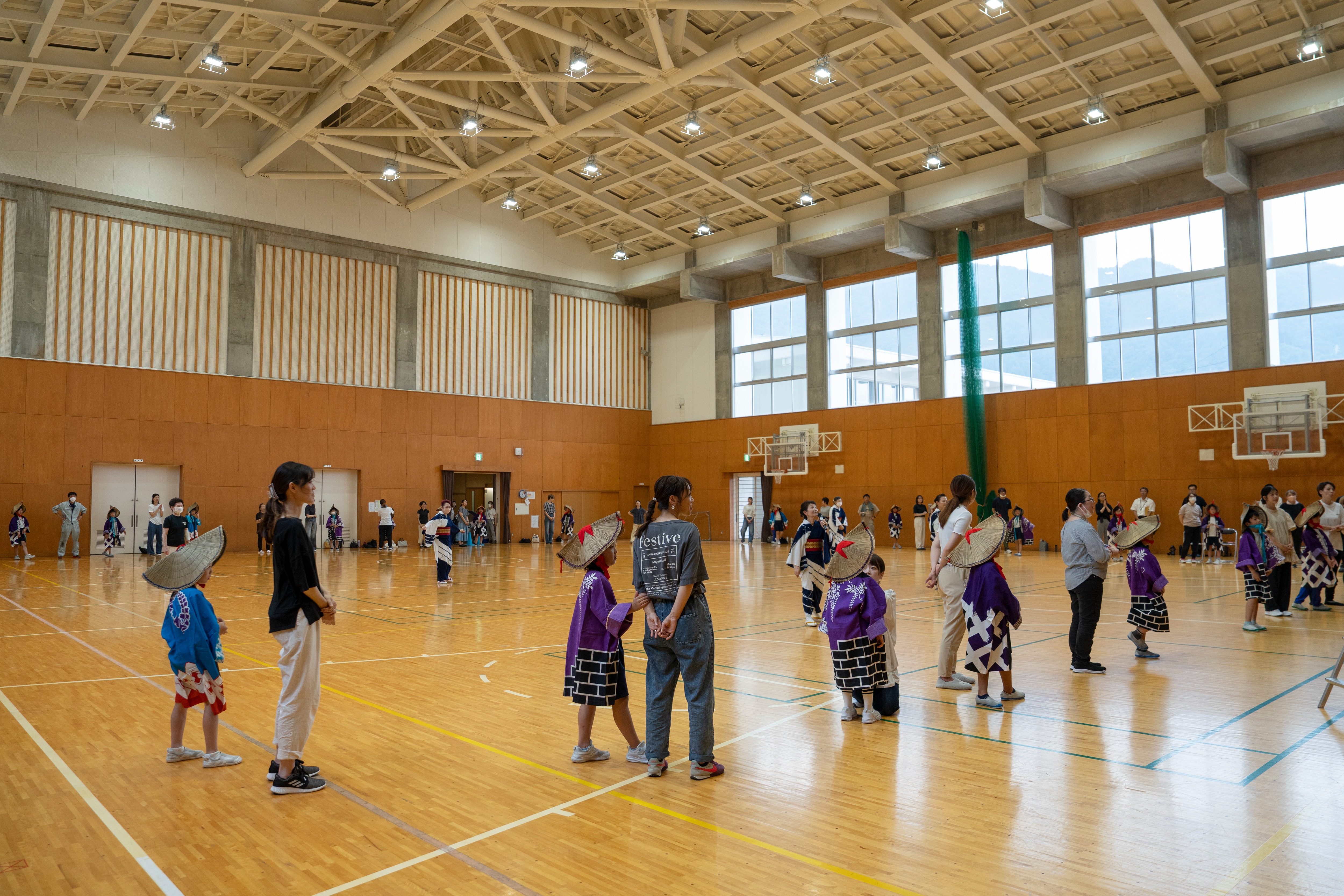 神岡小学校3年生が親子で「船津盆踊り」を学習