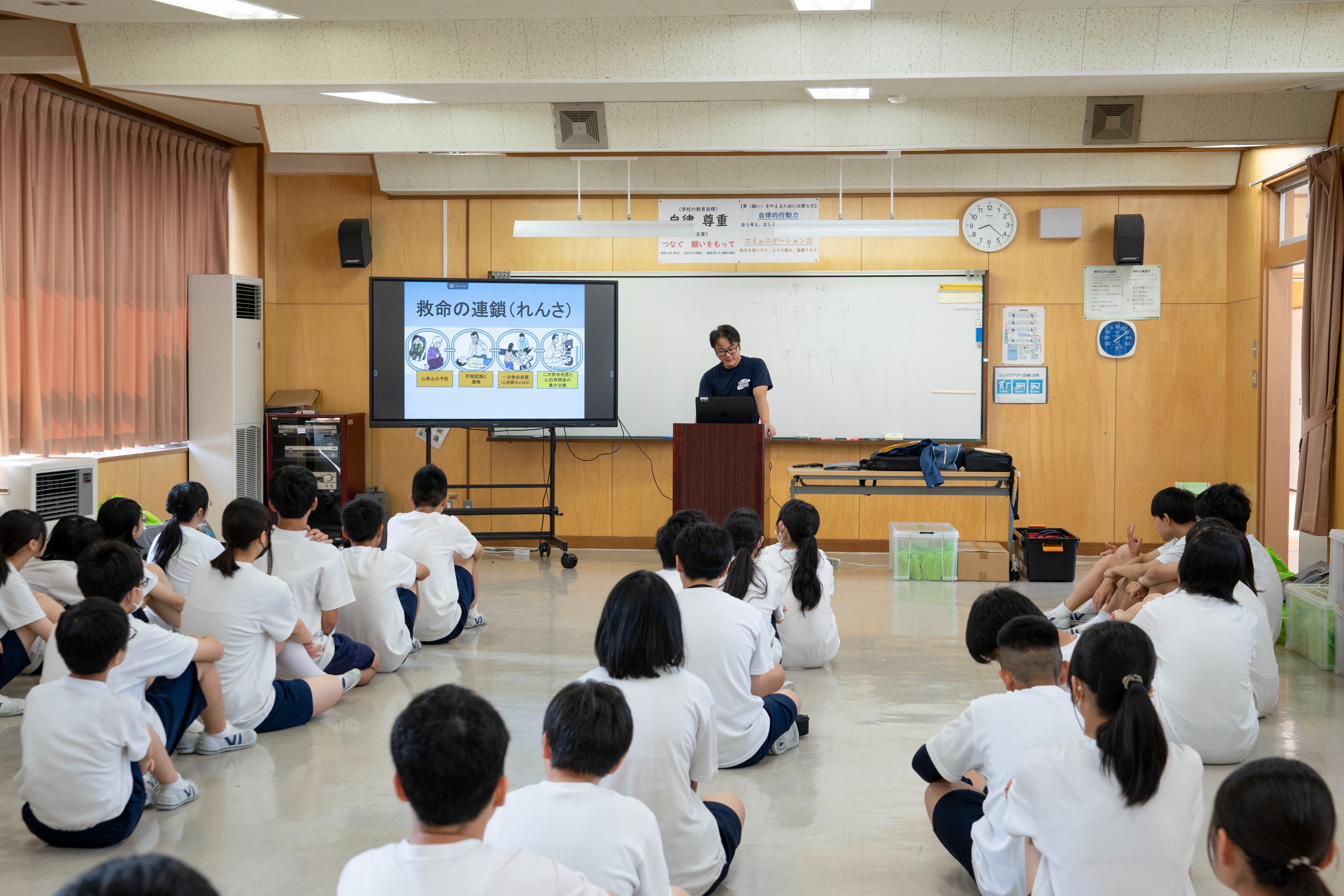 神岡中学校1・2年生が救命処置を学びました