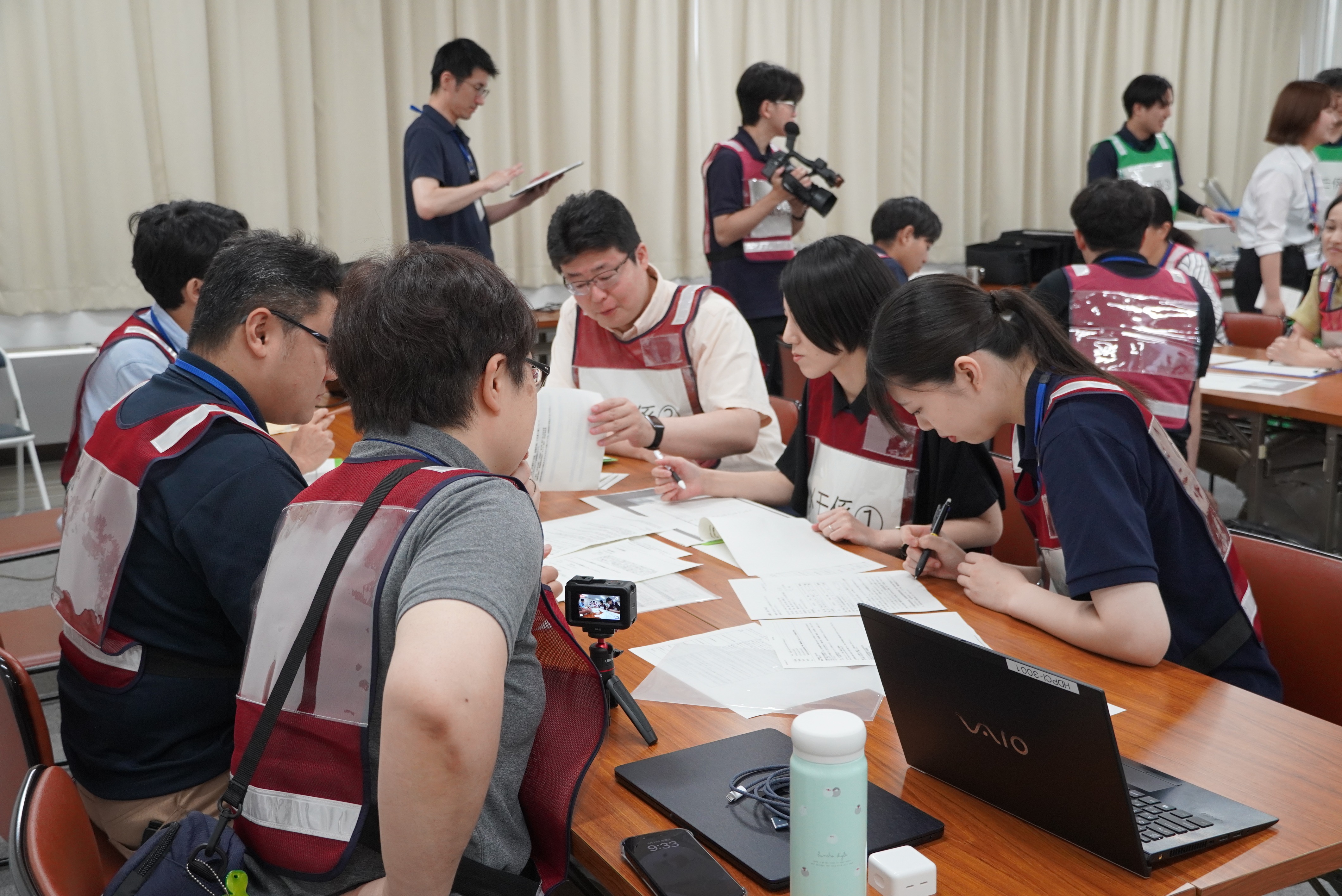 新入職員を対象に窓口利用体験調査を行いました