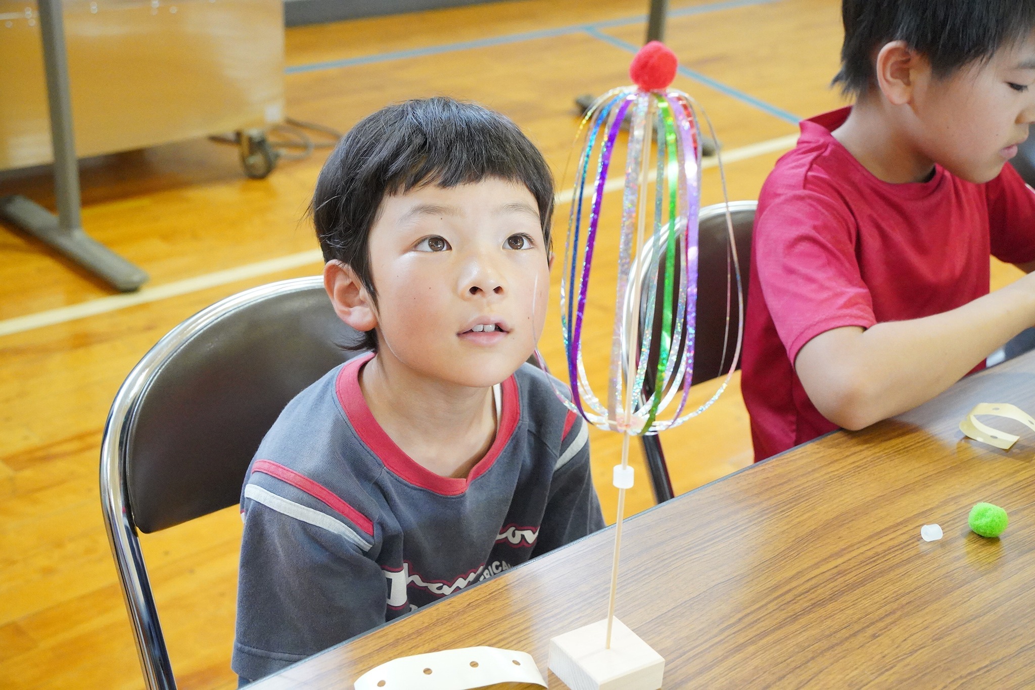 「こどもフェスタ」で科学の不思議や手作りの楽しさを学びました