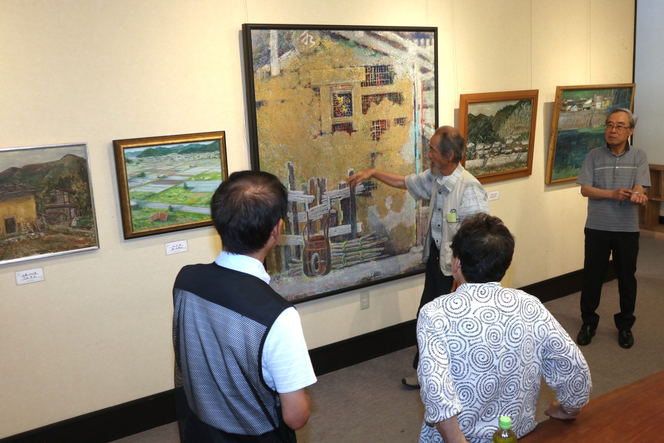 一光会が油絵を中心に作品展を開催しました