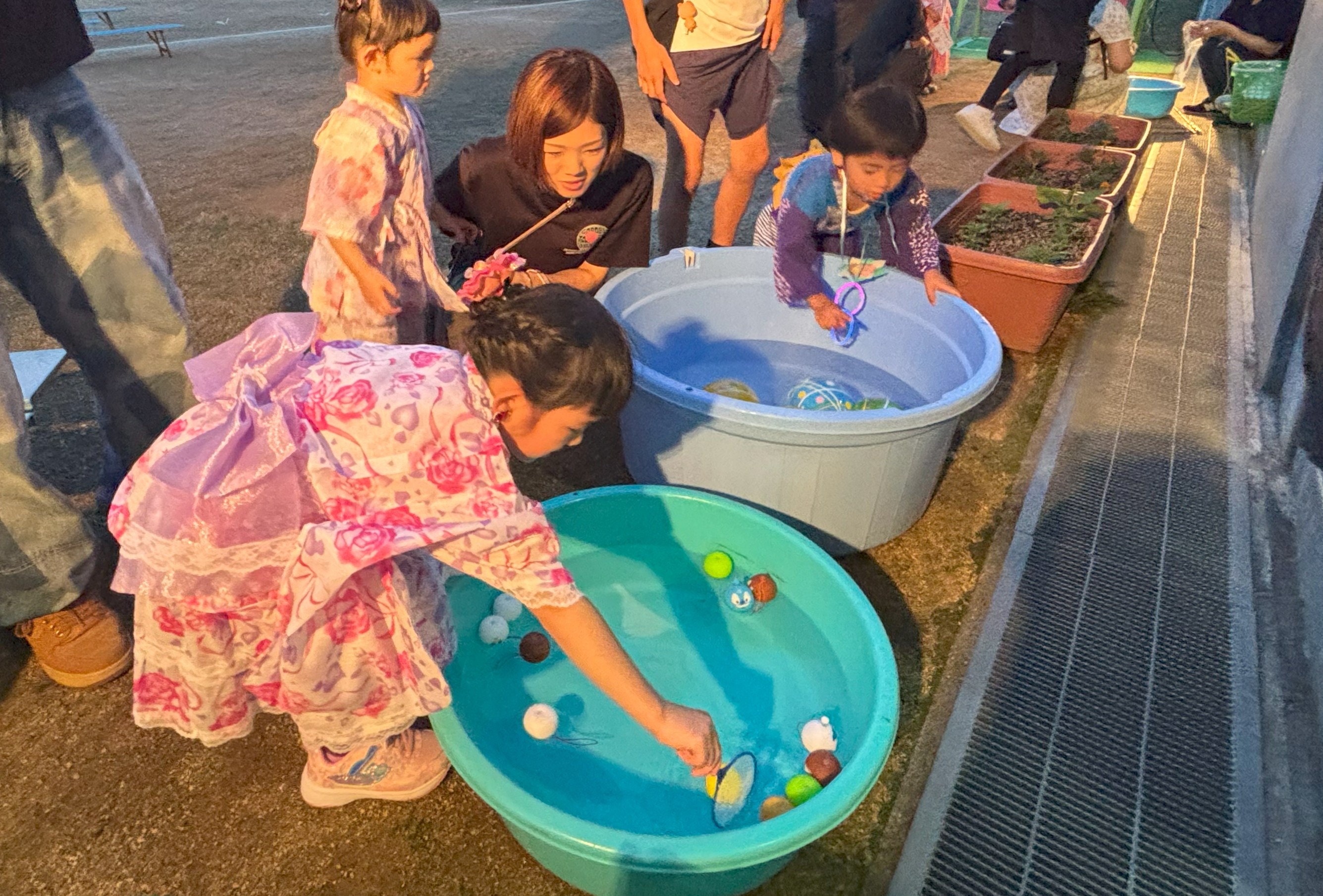 盆踊りや手づくりの夜店で夏の思い出づくり