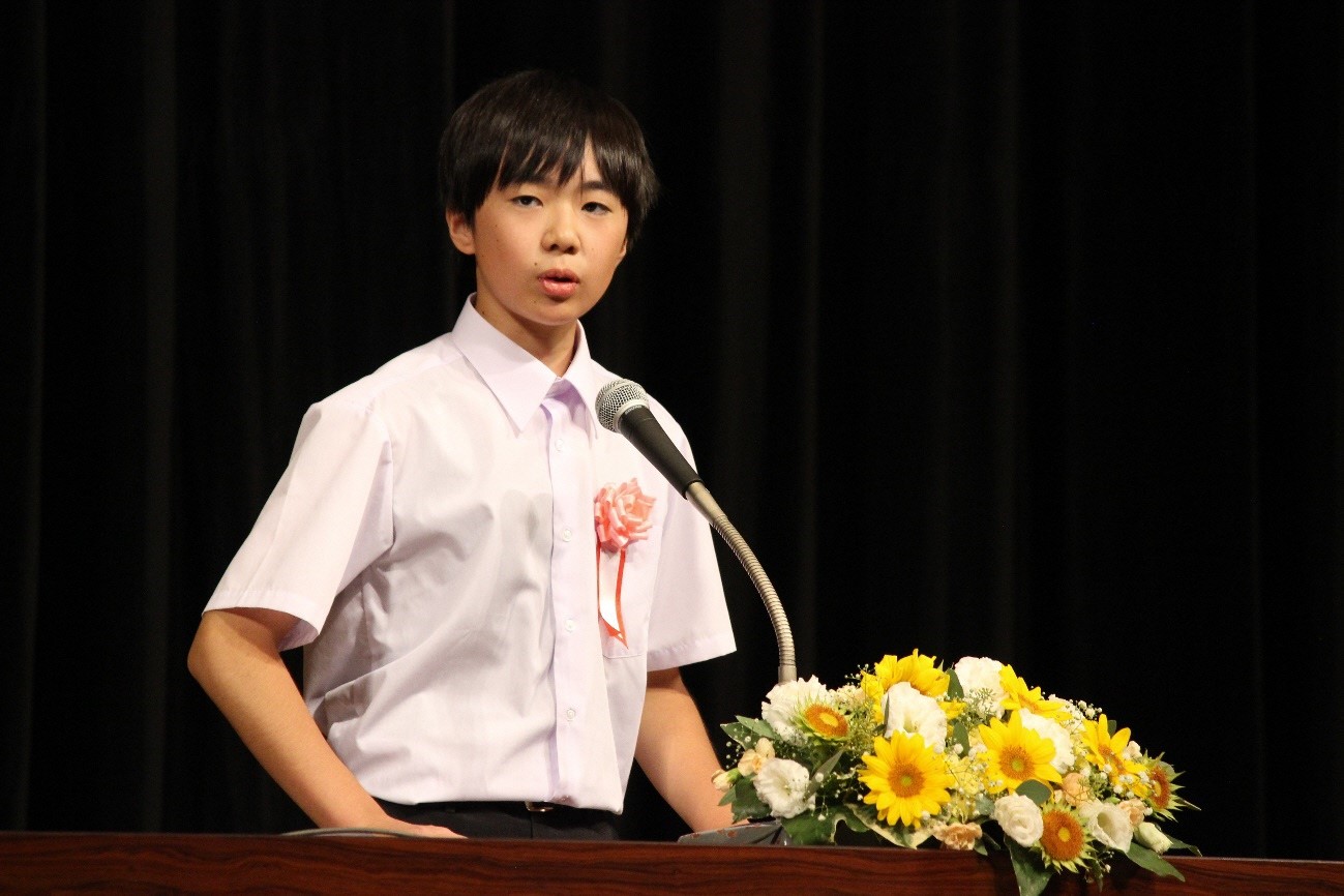 古川中学校の上田智木さんが少年の主張岐阜県大会で飛騨地区代表として発表しました