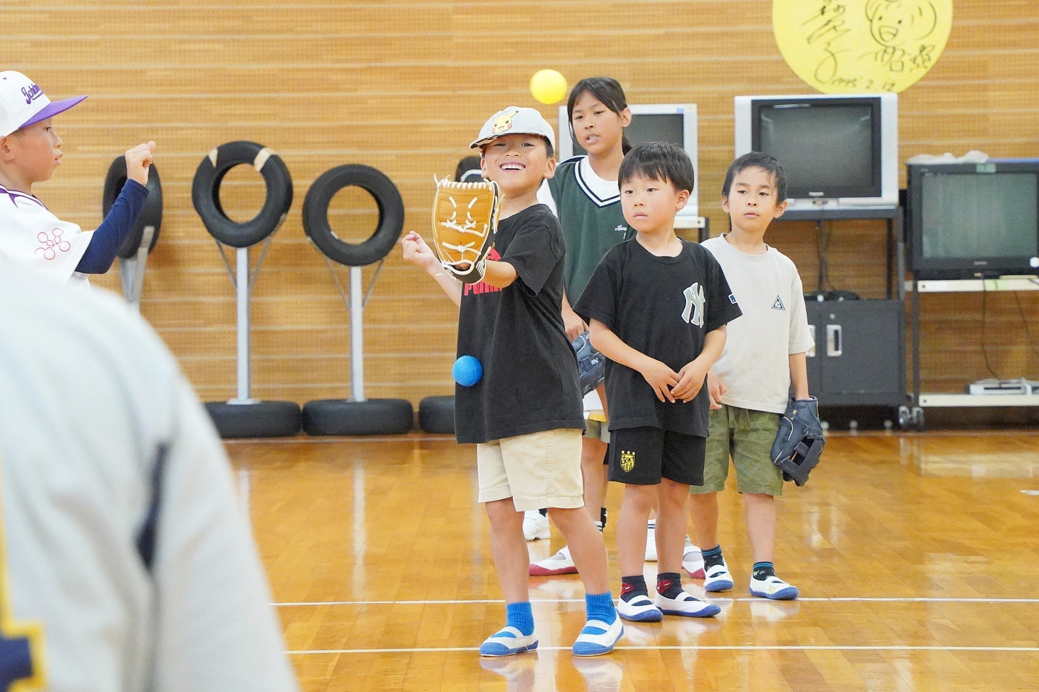 西濃運輸野球部による子ども野球教室が開催されました