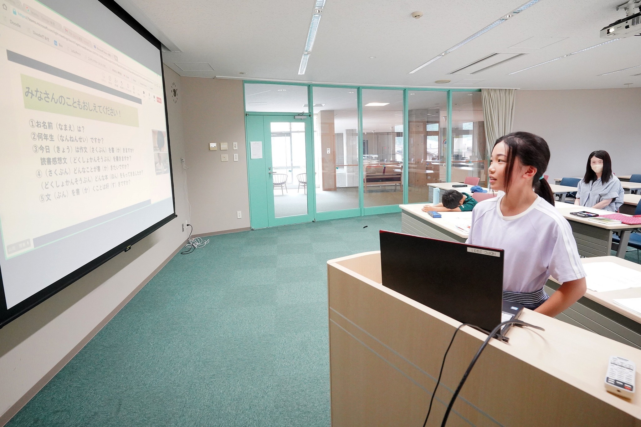 新聞記者から文章を書くコツを学びました