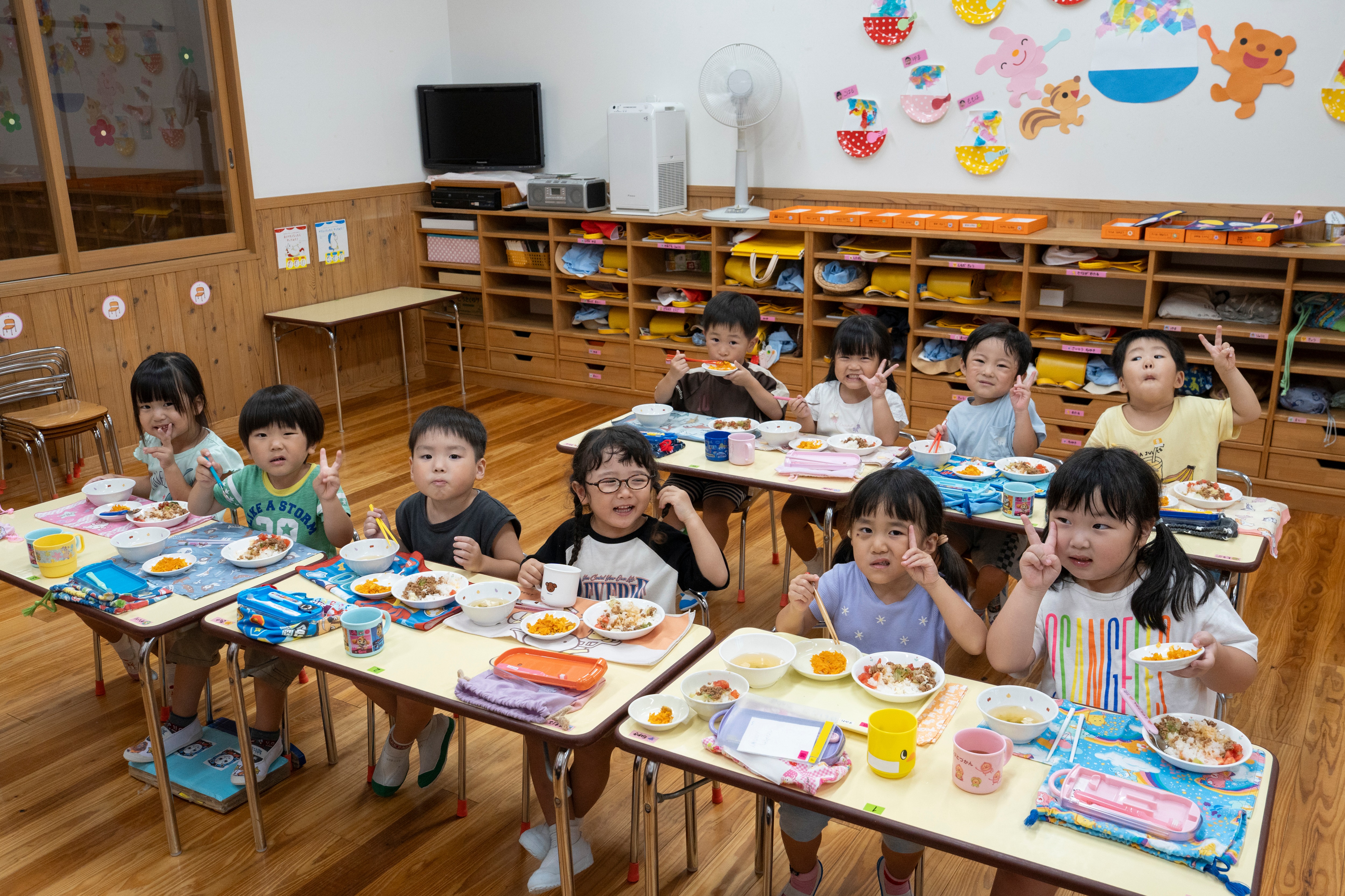 市内8つの保育園・小中学校でオーガニック給食を実施