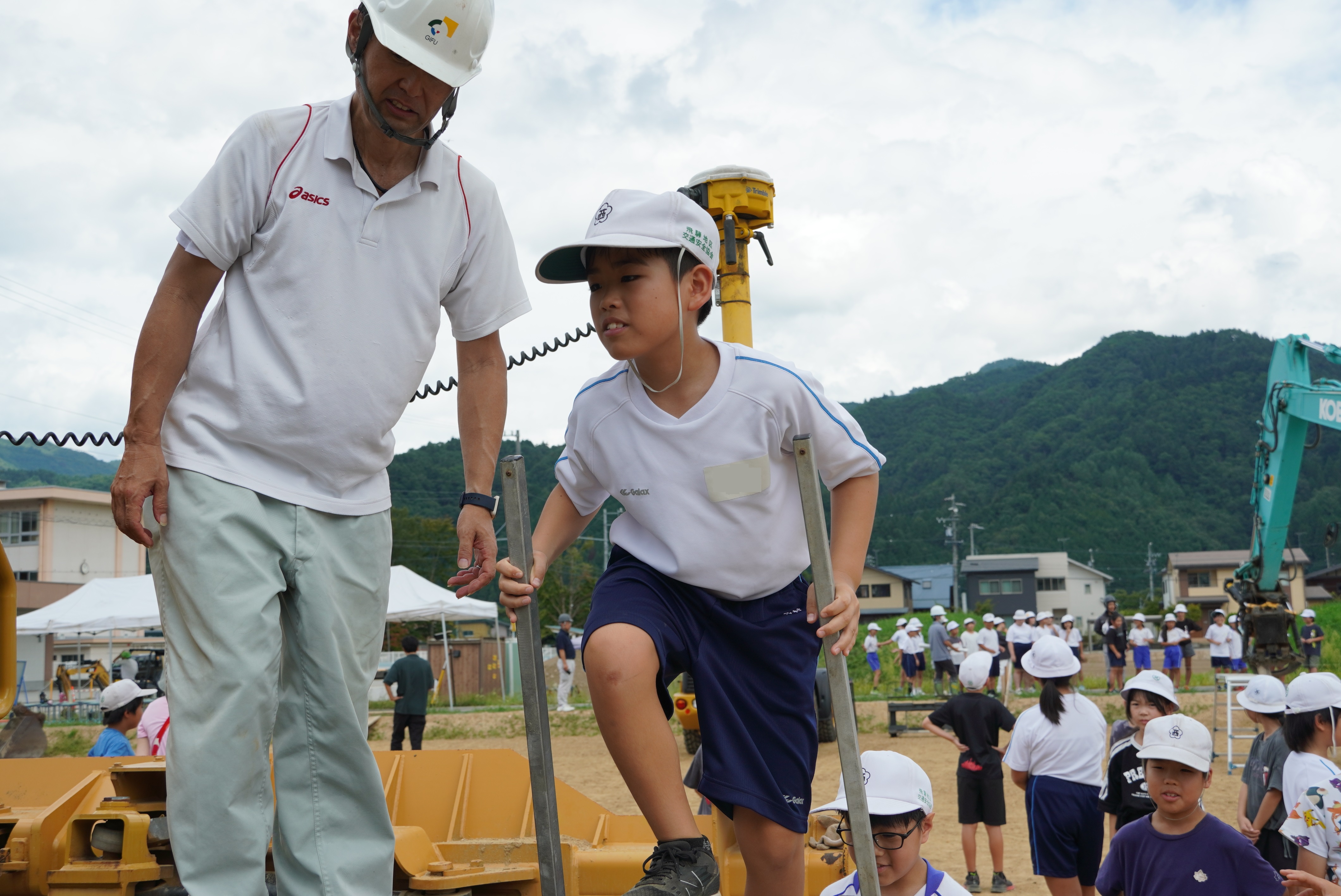 古川西小学校5年生が杉崎地区土地改良工事を見学しました