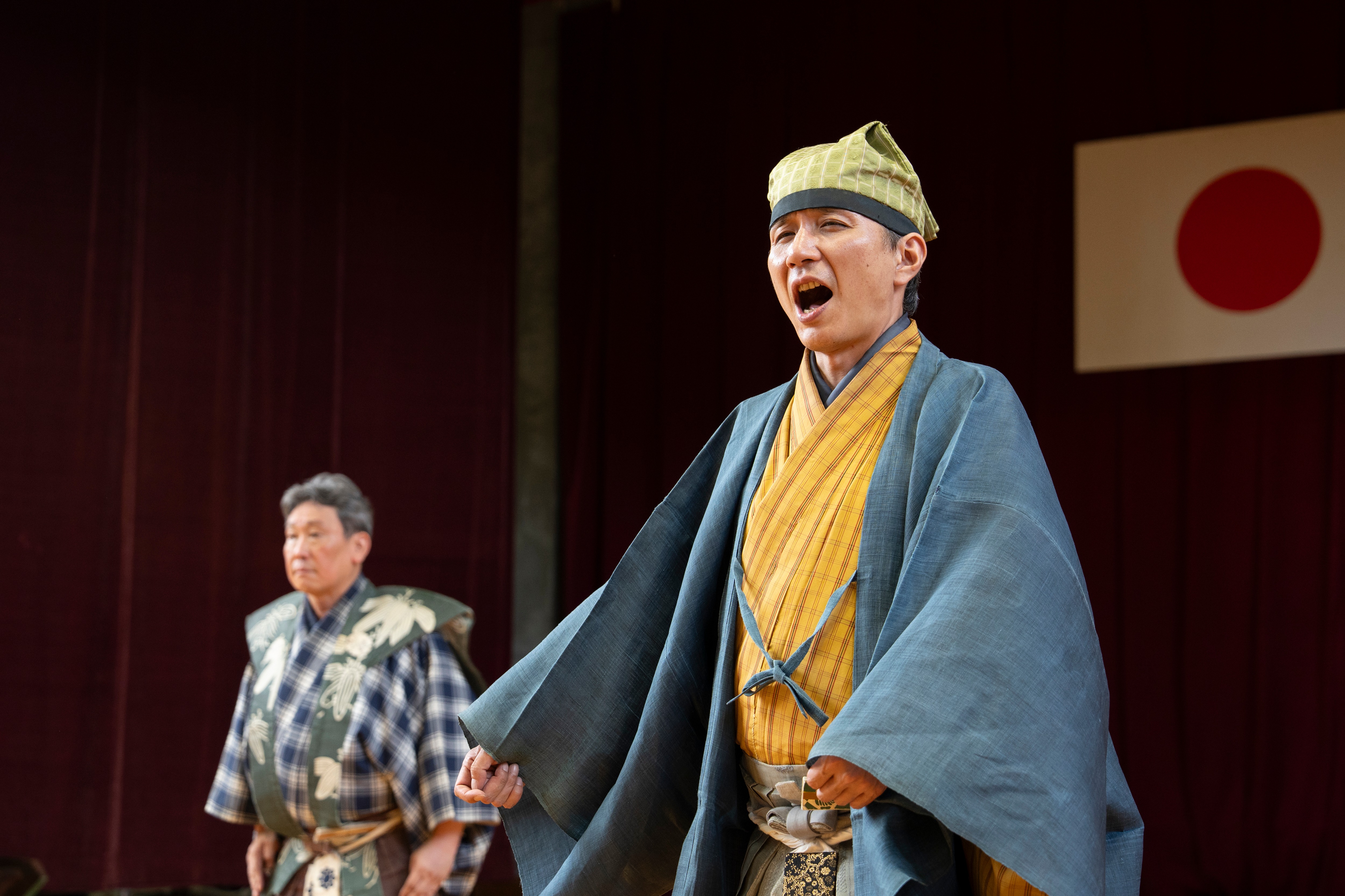 山之村小中学校で「茂山狂言鑑賞会」を開催