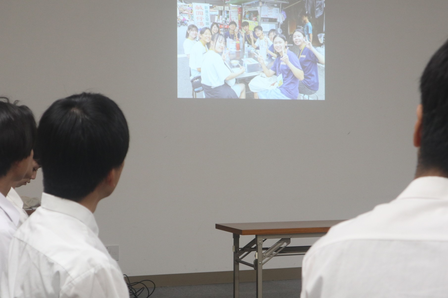 吉城・飛騨神岡高生が台湾新港郷での研修成果を報告