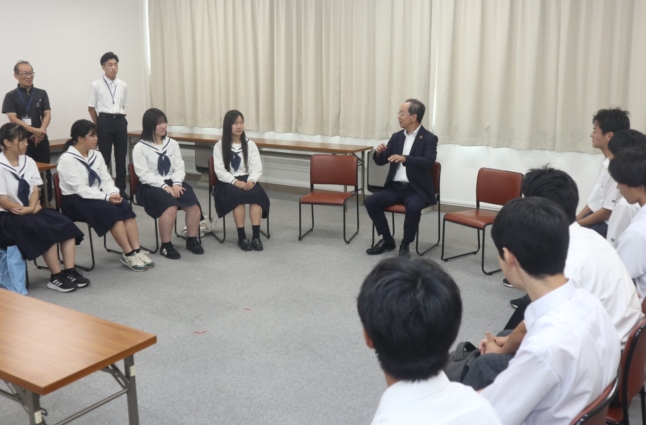 吉城・飛騨神岡高生が台湾新港郷での研修成果を報告